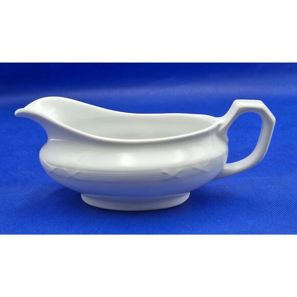 Elegant Vintage Bauscher Germany White Porcelain Gravy Sauce Boat 8.5" - Picture 1 of 11